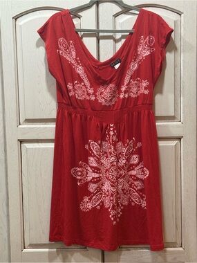 VENUS Red Paisley Medallion V-Neck Top or mini summer beach dress